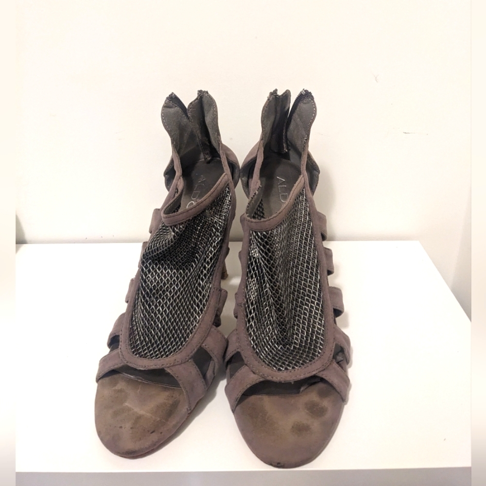 Aldo Grey Heels Size 9